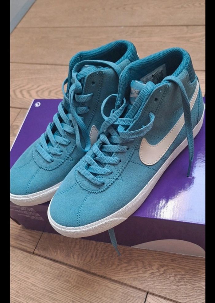 Basket nike sb bruin hi