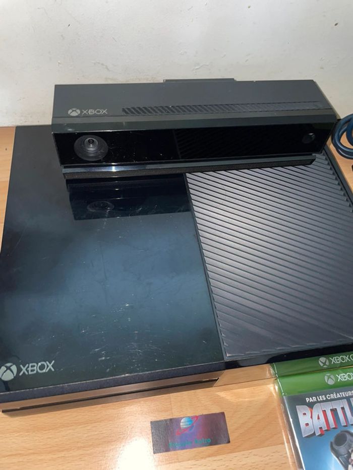 Console Xbox One - Edition Day One 2013 Kinect Loose Noire PAL Microsoft + 3jeux - photo numéro 5