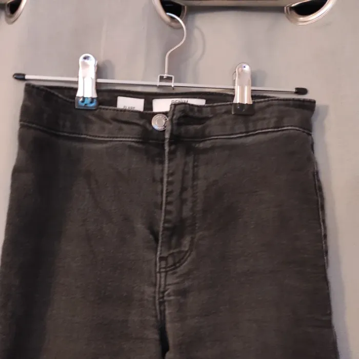Jean flare Bershka 32 - photo numéro 4