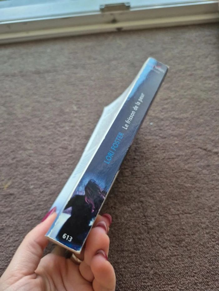 Livre le frisson de la peur par Lori Foster - photo numéro 5