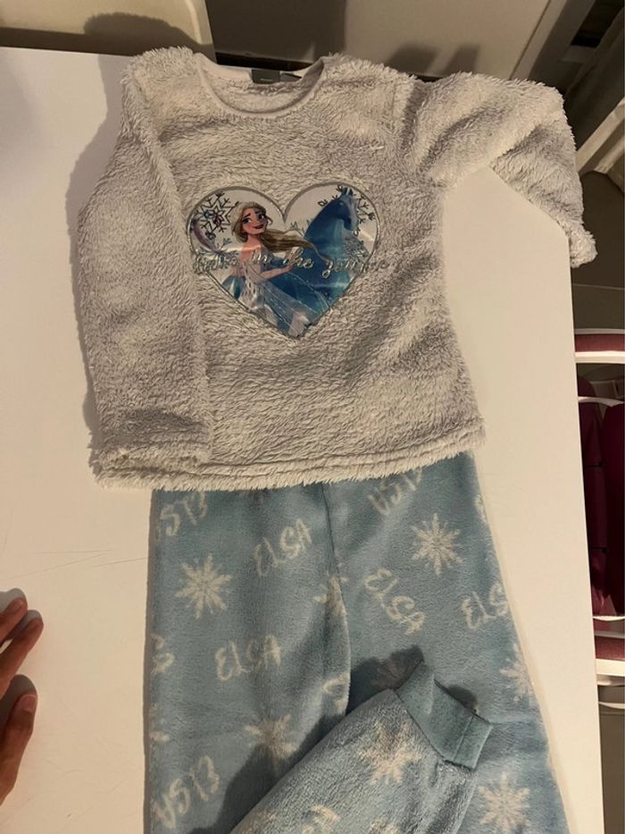 Pyjama reine des neiges