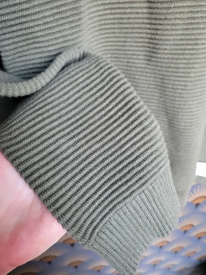 Pull garçon 16.ans - photo numéro 3