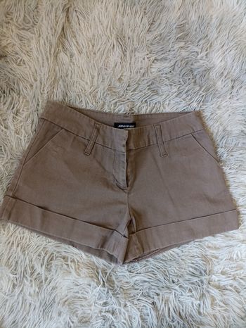Short femme taille S/36 Jennyfer 