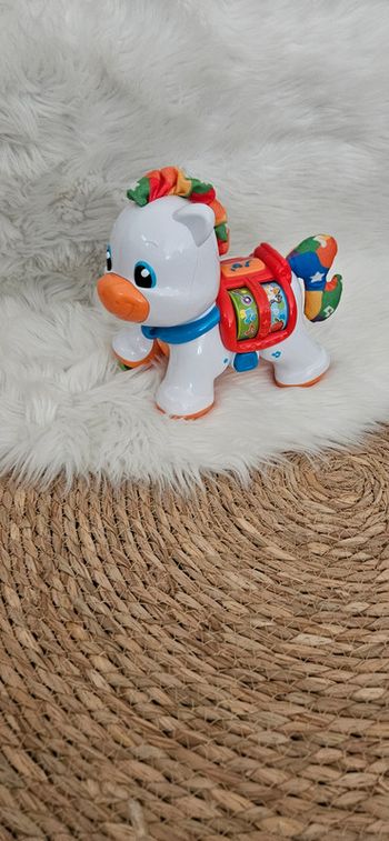 Clementoni poney à tirer
