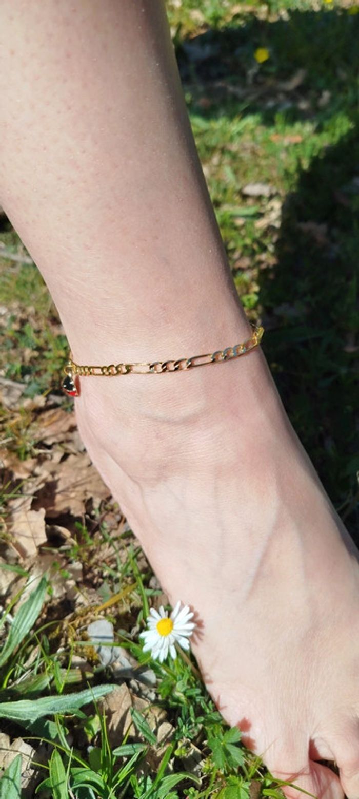 Bracelet plaqué or 24 carats et sa coccinelle 🐞