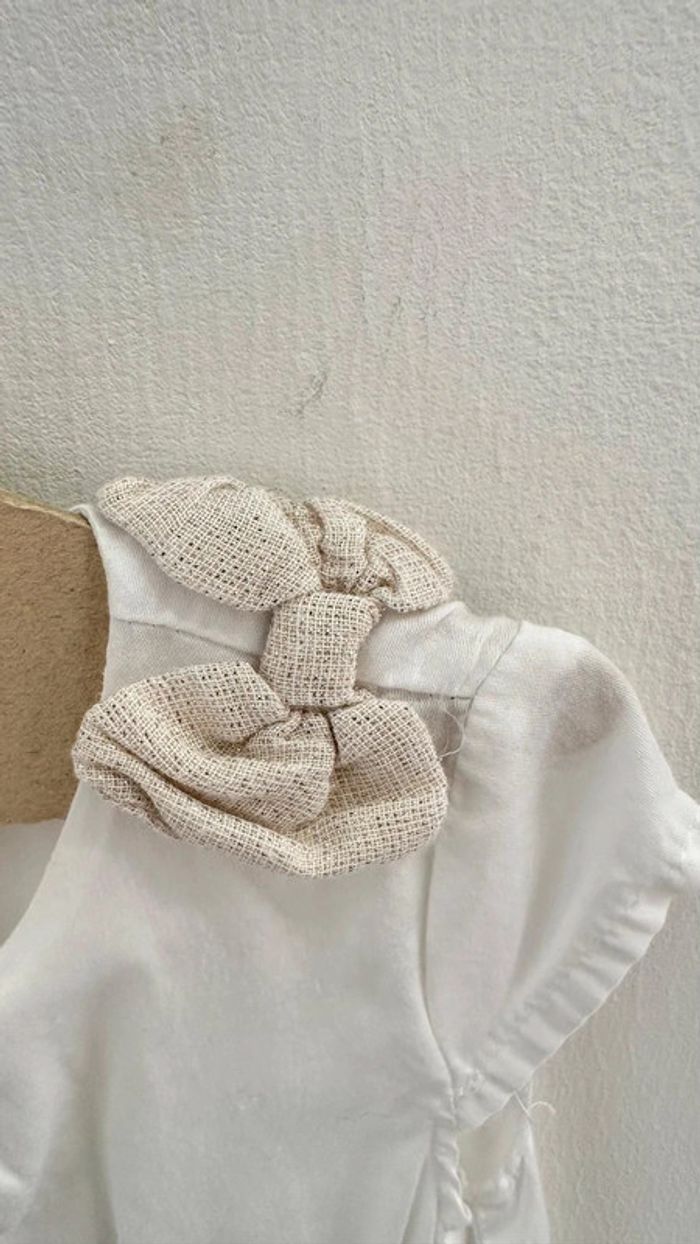 Robe tape a l'oeil blanche et crème - photo numéro 4