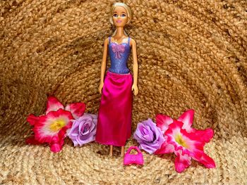 🌺Barbie Mattel au cheveux blond en jupe longue avec sac🌺