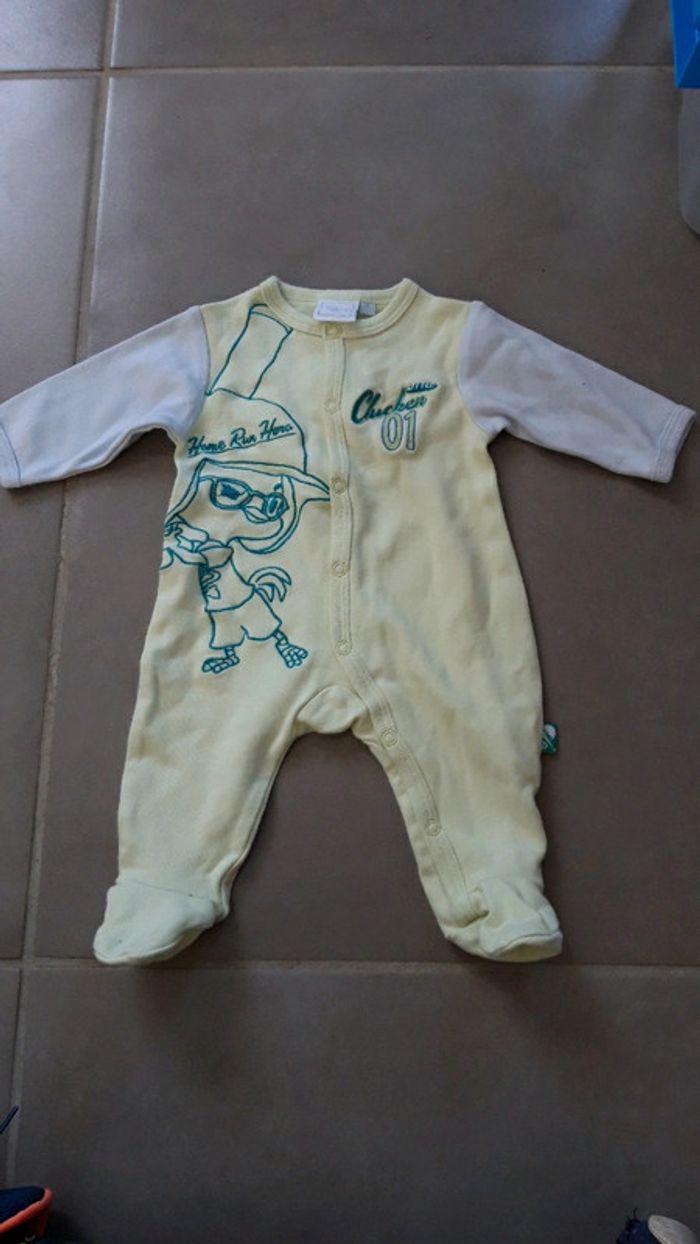 Pyjama/dors bien Disney 1 mois