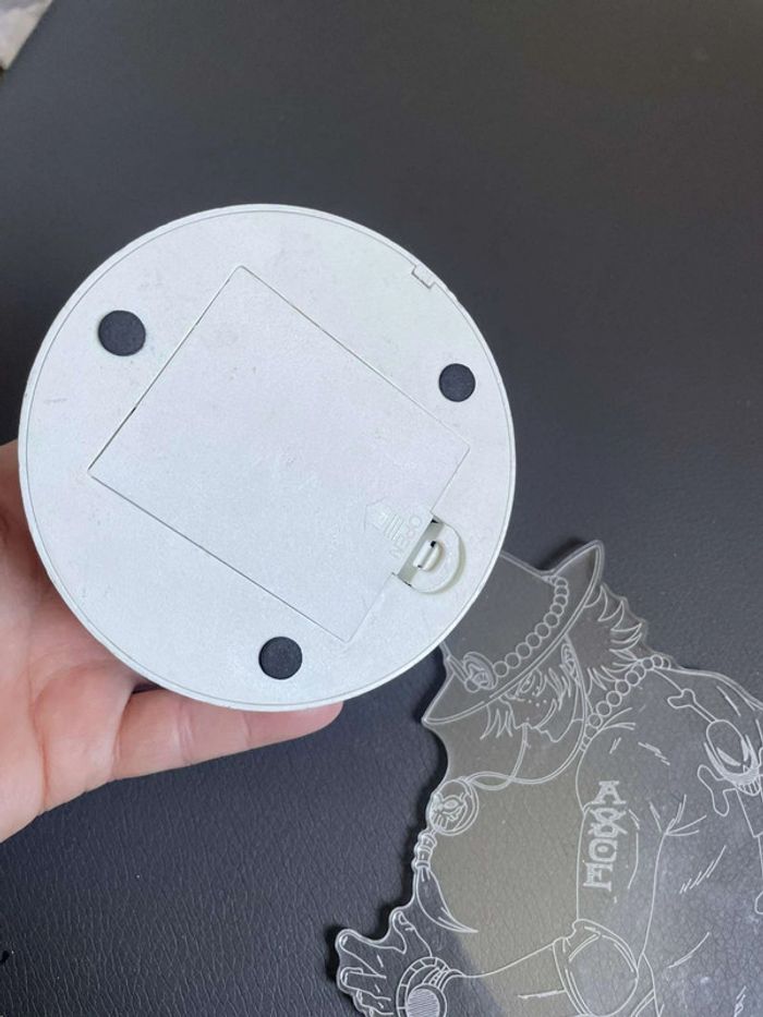 OnePiece Lampe Led Tactile a Piles - photo numéro 8