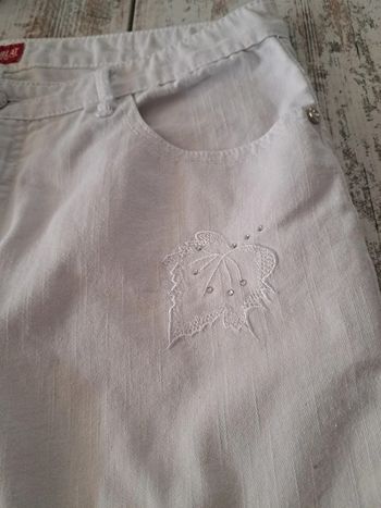 Pantacourt jean  brodé feuille avec strass
