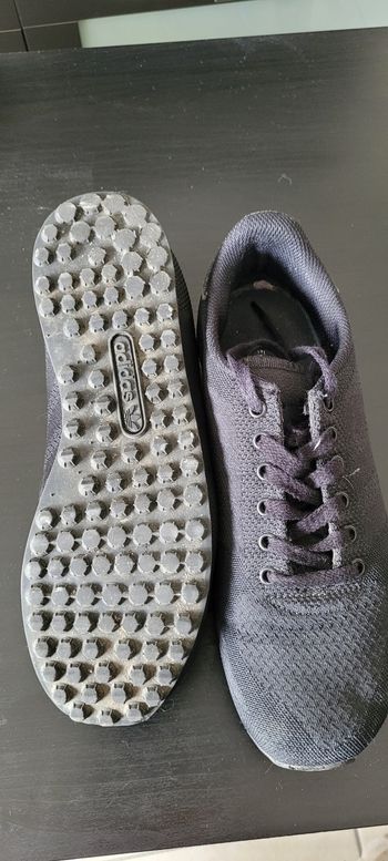 Adidas noir taille 39