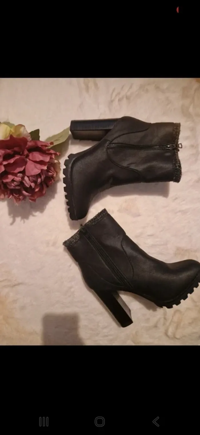 Bottines neuve en 39
