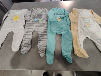 Lot de 4 pyjamas manches longues bébé garçon – Taille 12 mois