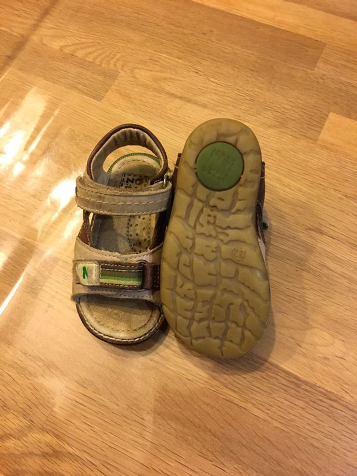 Sandales Noël taille 22 - photo numéro 3