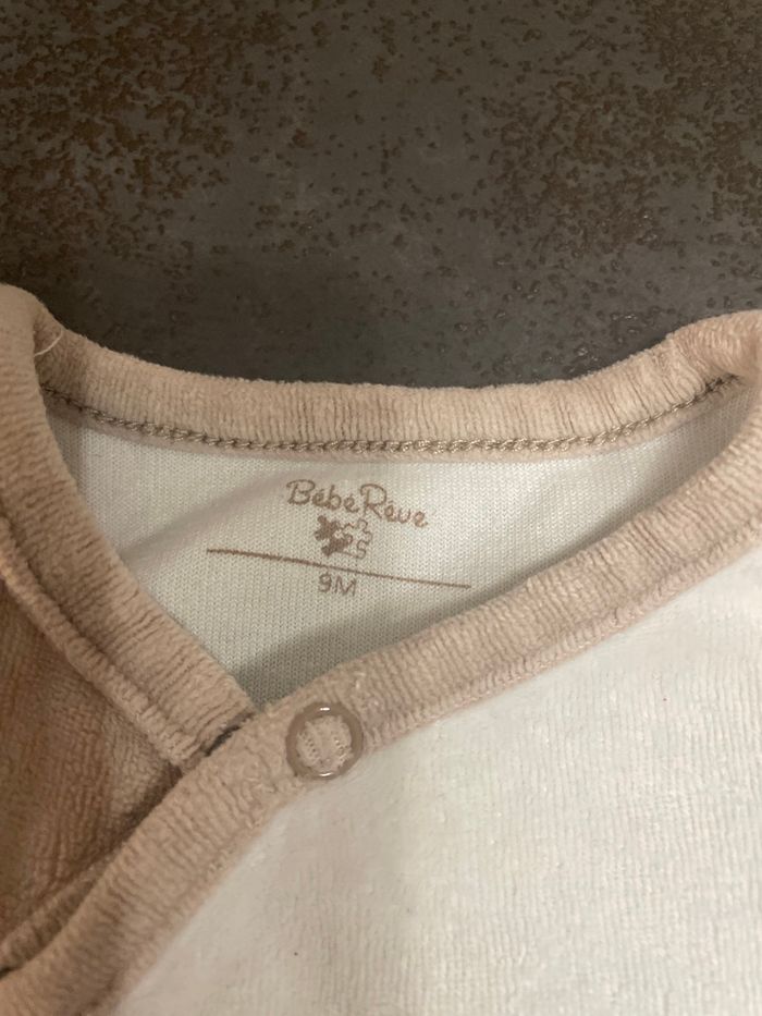 2 pyjamas velours 9 mois - photo numéro 2