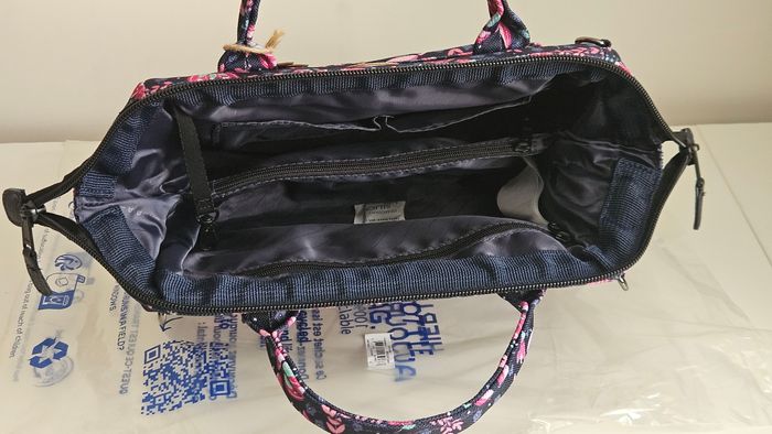 Sac à main crossbody Cabaïa neuf non utilisé- taille médium - photo numéro 5