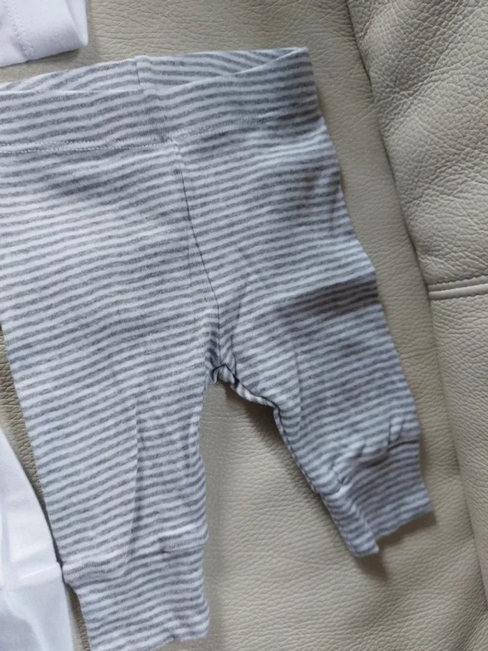 Lot de 4 leggings 3 mois - photo numéro 5