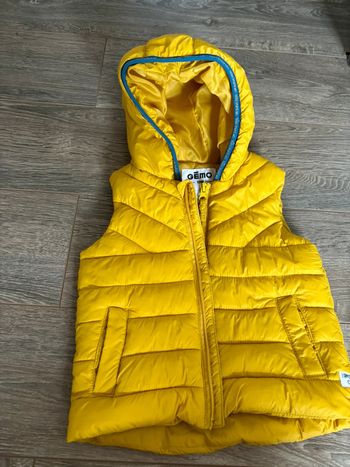 Doudoune sans manches jaune