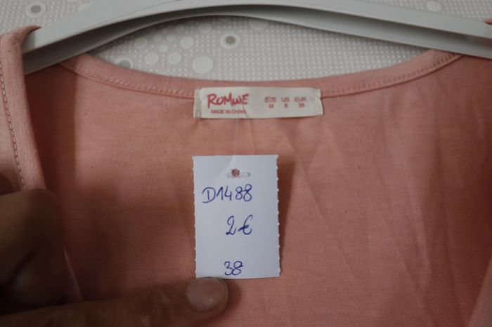 D1488 - Top femme taille 38 - photo numéro 3