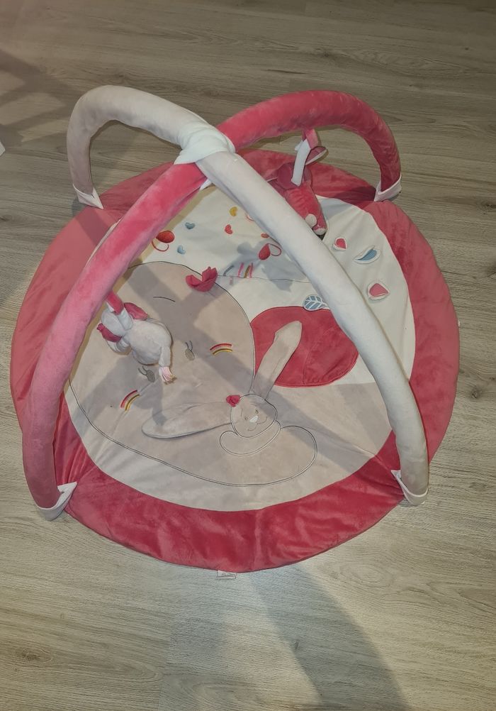 Tapis d'éveil  anna et pili