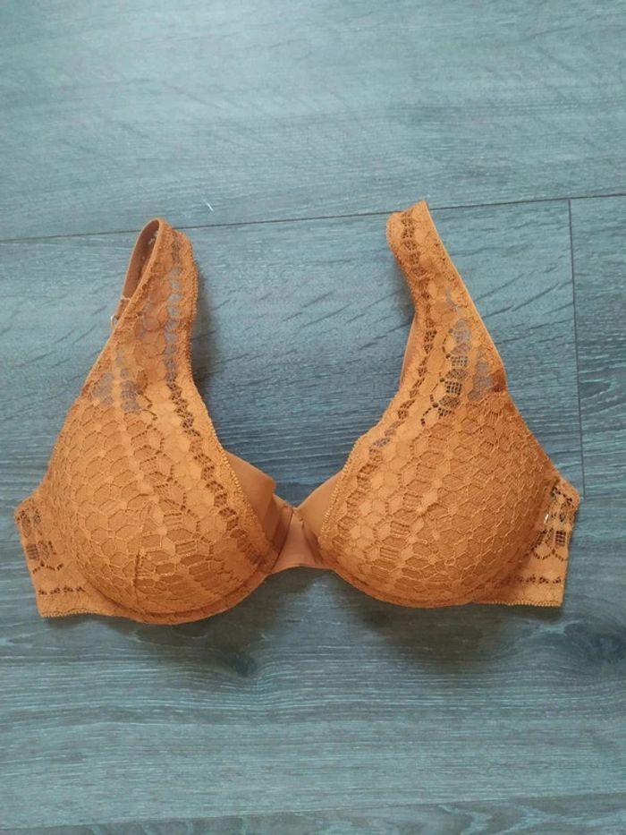 🦋 Joli soutien gorge 90 D Dentelle, Coque Boutique Parisienne - photo numéro 3