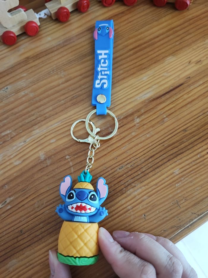 Porte clé stitch - photo numéro 9