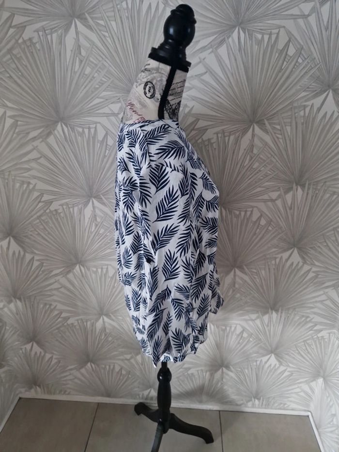 Jolie blouse motifs feuilles Christy taille 38 - photo numéro 4