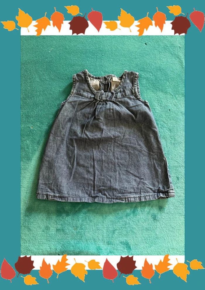 Robe en jeans taille 9 mois