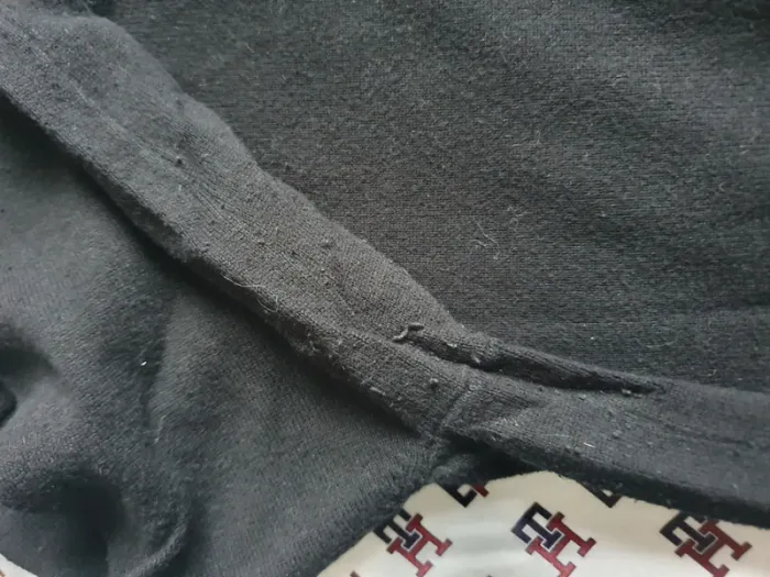 Pull noir Tommy hilfiger taille S - photo numéro 4