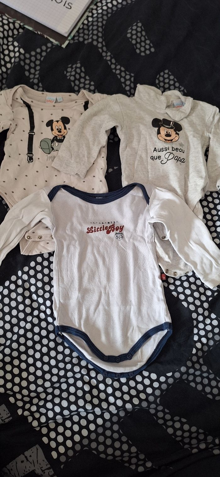 Lot de 13 bodys manche longues taille 18 mois - photo numéro 5