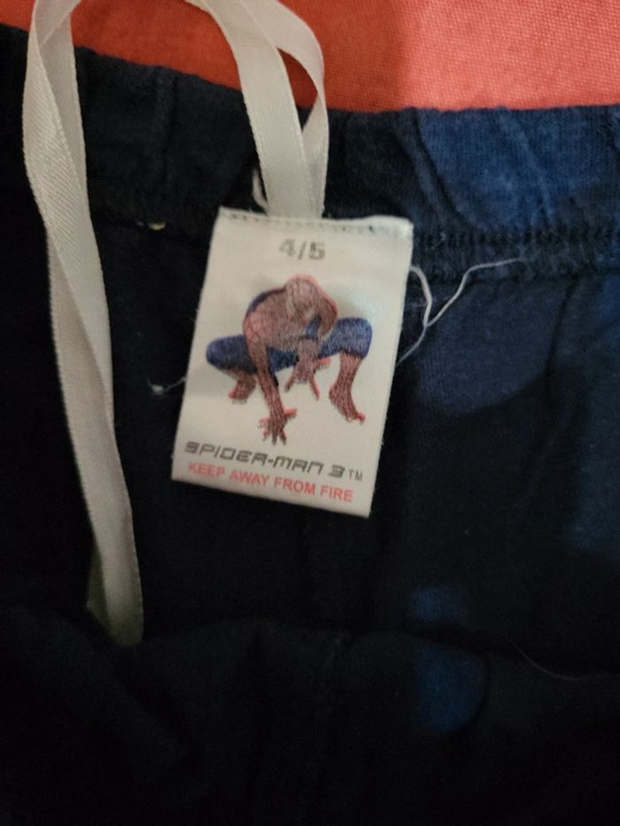 Short spiderman - photo numéro 3