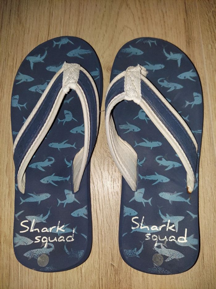 Tong garçon P 33/34 bon état