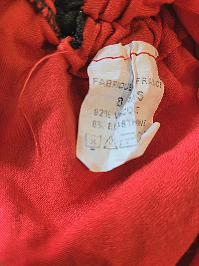 Top rouge fille motif cerise noires taille 8 ans - photo numéro 3