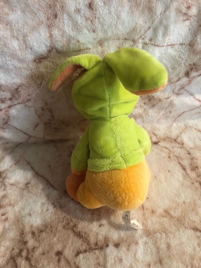 Doudou peluche Tigrou orange déguisé en lapin sweat vert Disney - photo numéro 2