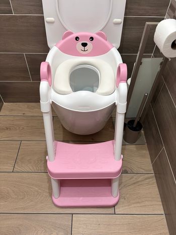 marche pieds toilettes enfant 