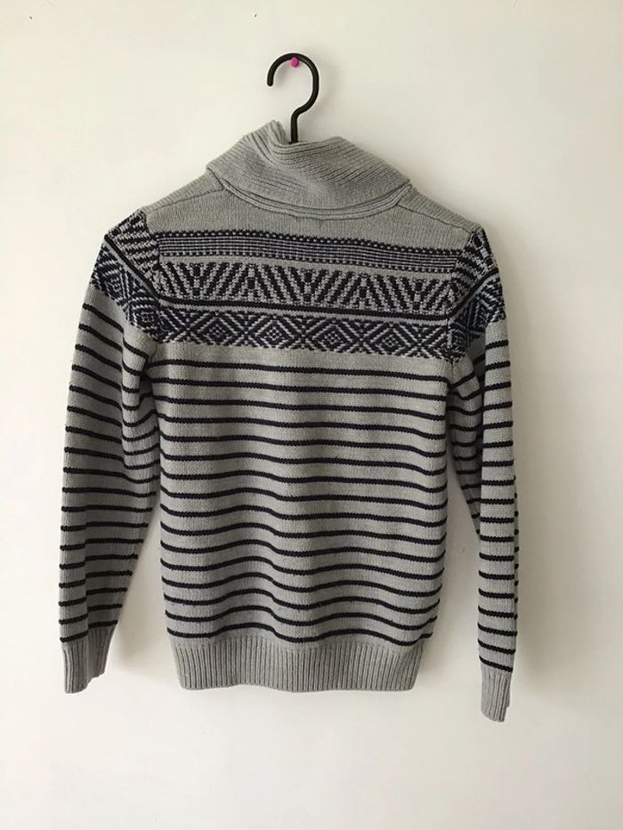 Pull gris et bleu marine taille 12 ans marque Kiabi (0224) - photo numéro 3