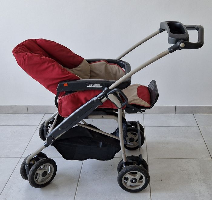 Trio Peg Perego Primo – poussette, nacelle et siège auto - photo numéro 4