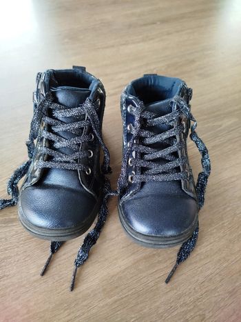 Chaussures fille pointure 24