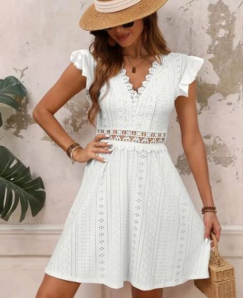 Robe blanche, taille M , neuve , idée cadeau