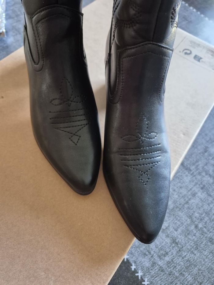 Bottes noire - photo numéro 2