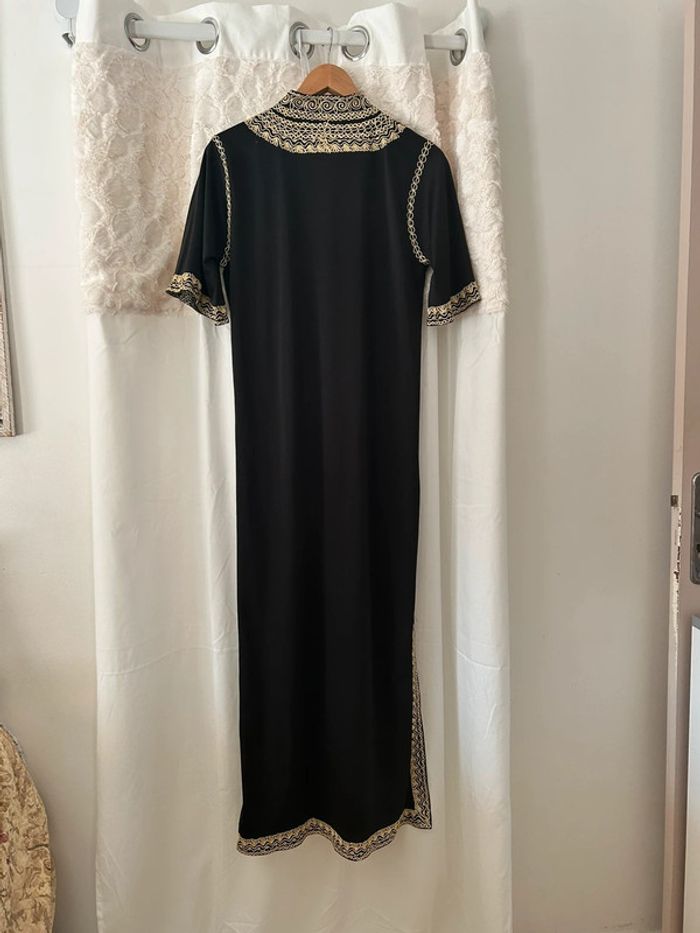 Caftan brodé S/M avec ceinture - photo numéro 5