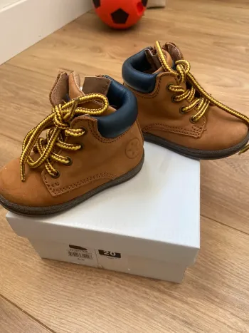 Chaussure cuir bébé  20