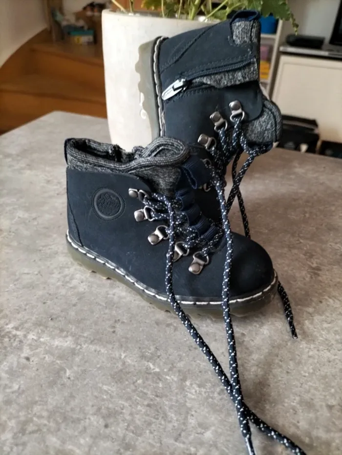 Chaussures taille 21 Zara boys