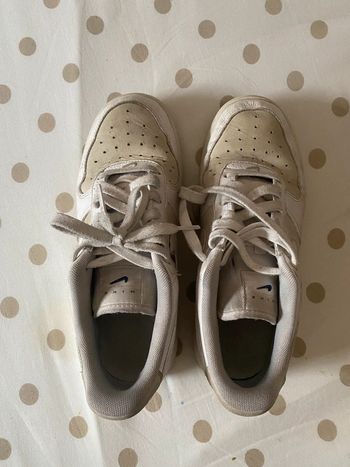 paire d’ Air Force One taille 39 blanche et beige