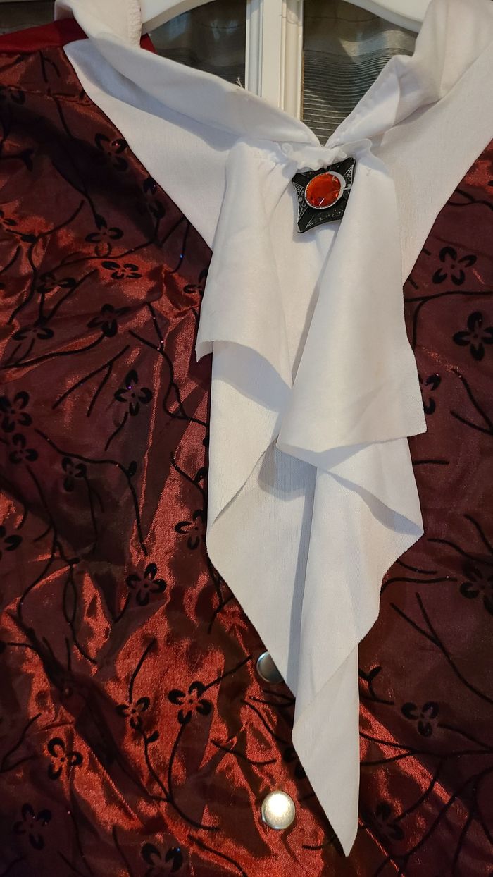 Déguisement vampire/ Dracula sans pantalon enfant taille M - photo numéro 5