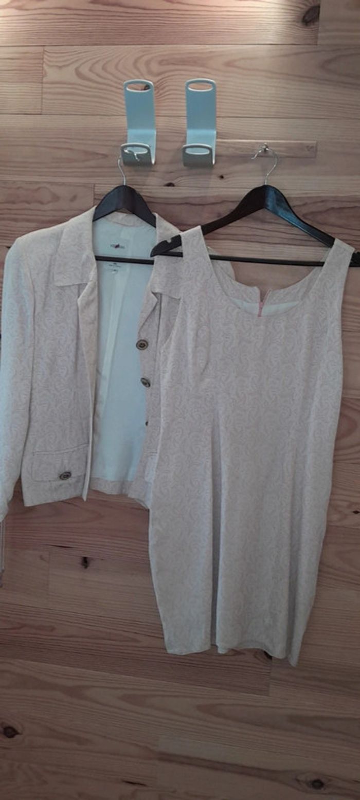 Tailleur Veste et Robe T38 Vertigo