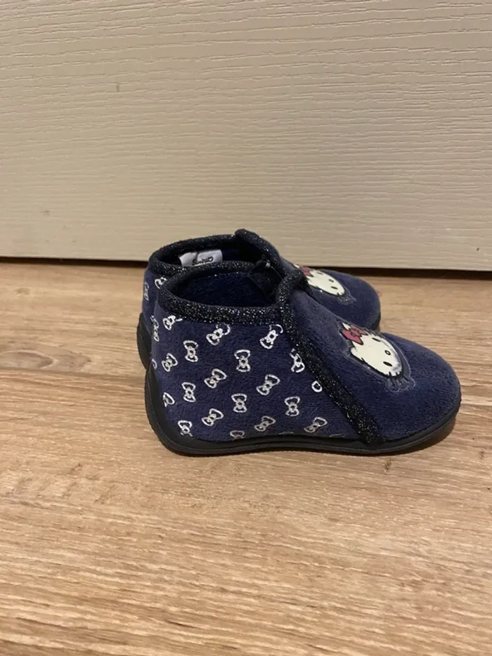 Chaussons hello kitty bébé fille - photo numéro 3