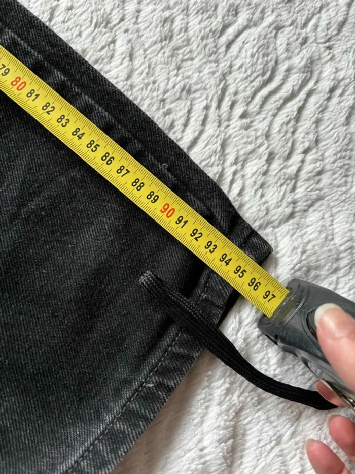 Jean Levi’s femme 550 Relaxed Fit W26 L28 S/36 Gris anthracite noir Mexico US rare y2k 2000s - photo numéro 19