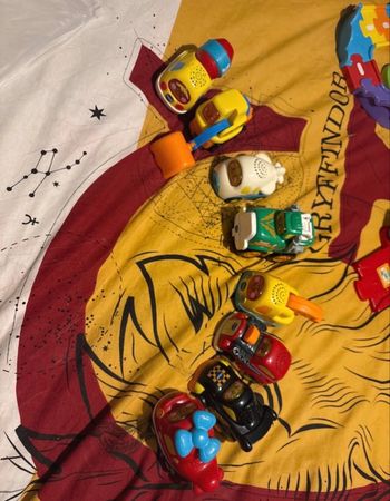 Circuit et voiture tut tut bolide