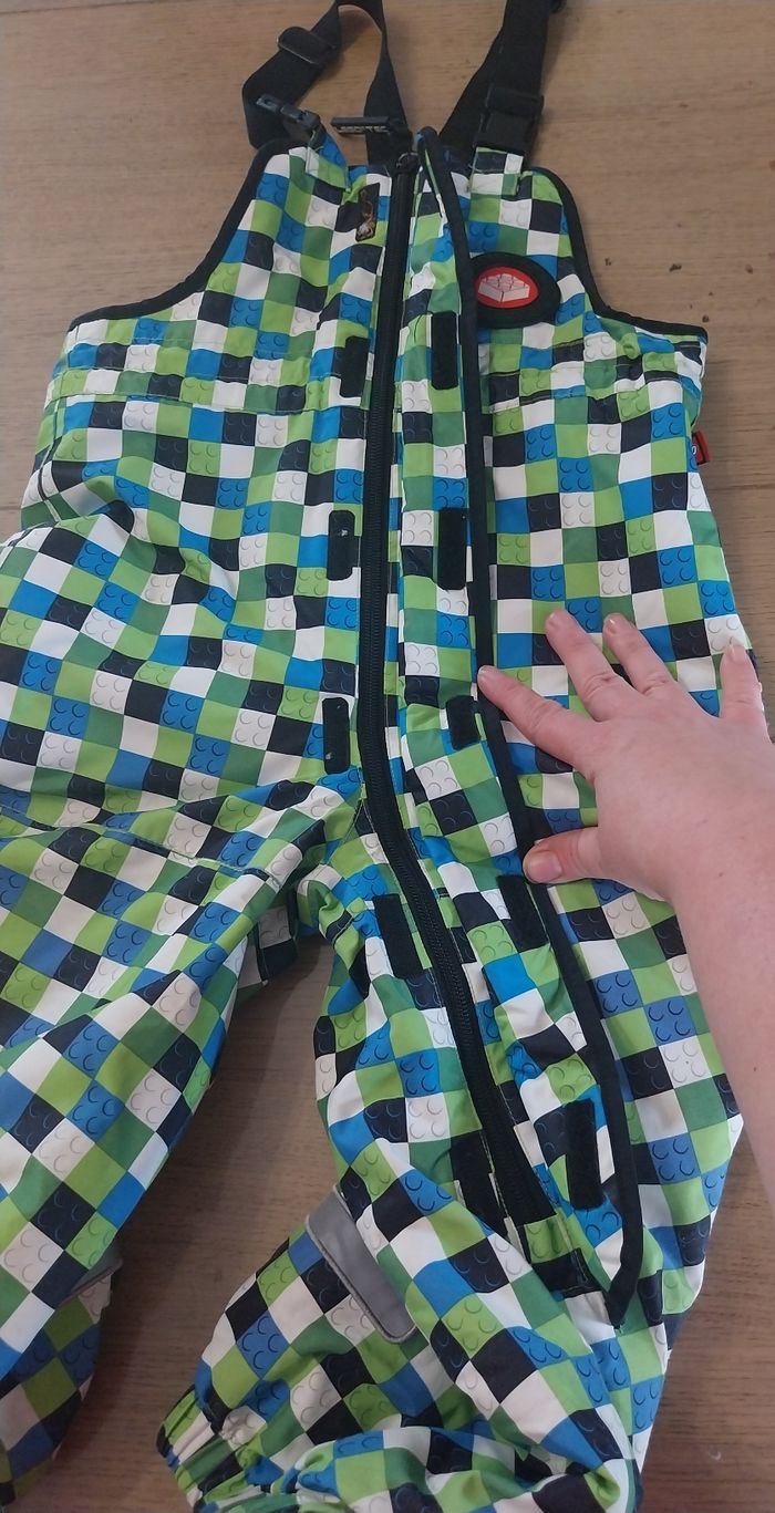 Combinaison de ski enfant 5/6ans en très bon état - photo numéro 3